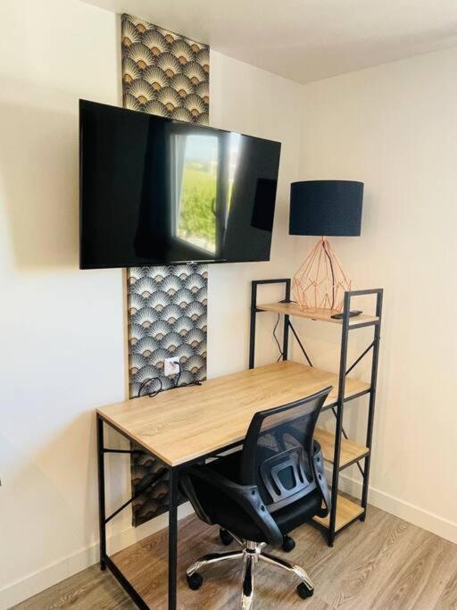 Studio 4 Cosy Et Tout Equipe A La Gare De Lorient Exteriör bild